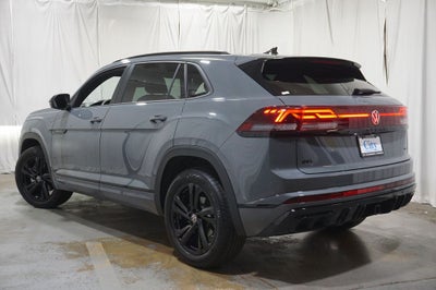 2026 Volkswagen Atlas Cross Sport 2.0T SEL R-Line Black