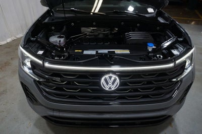 2026 Volkswagen Atlas Cross Sport 2.0T SEL R-Line Black
