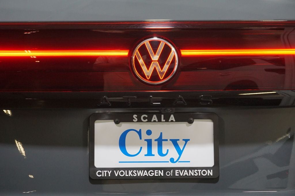 2026 Volkswagen Atlas Cross Sport 2.0T SEL R-Line Black