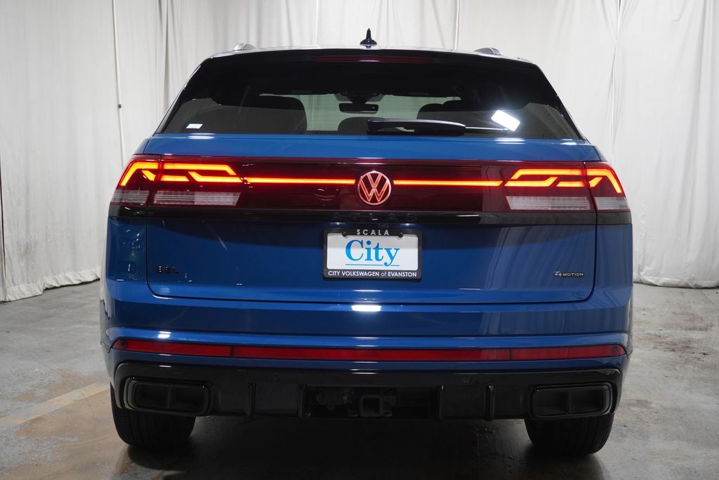 2026 Volkswagen Atlas Cross Sport 2.0T SEL R-Line Black