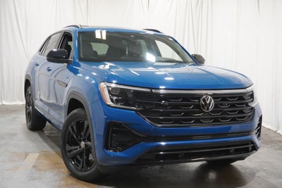 2026 Volkswagen Atlas Cross Sport 2.0T SEL R-Line Black