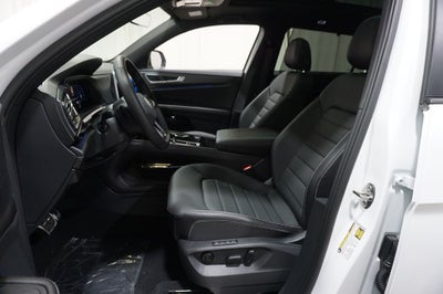 2026 Volkswagen Atlas Cross Sport 2.0T SEL R-Line Black