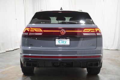 2026 Volkswagen Atlas Cross Sport 2.0T SEL R-Line Black