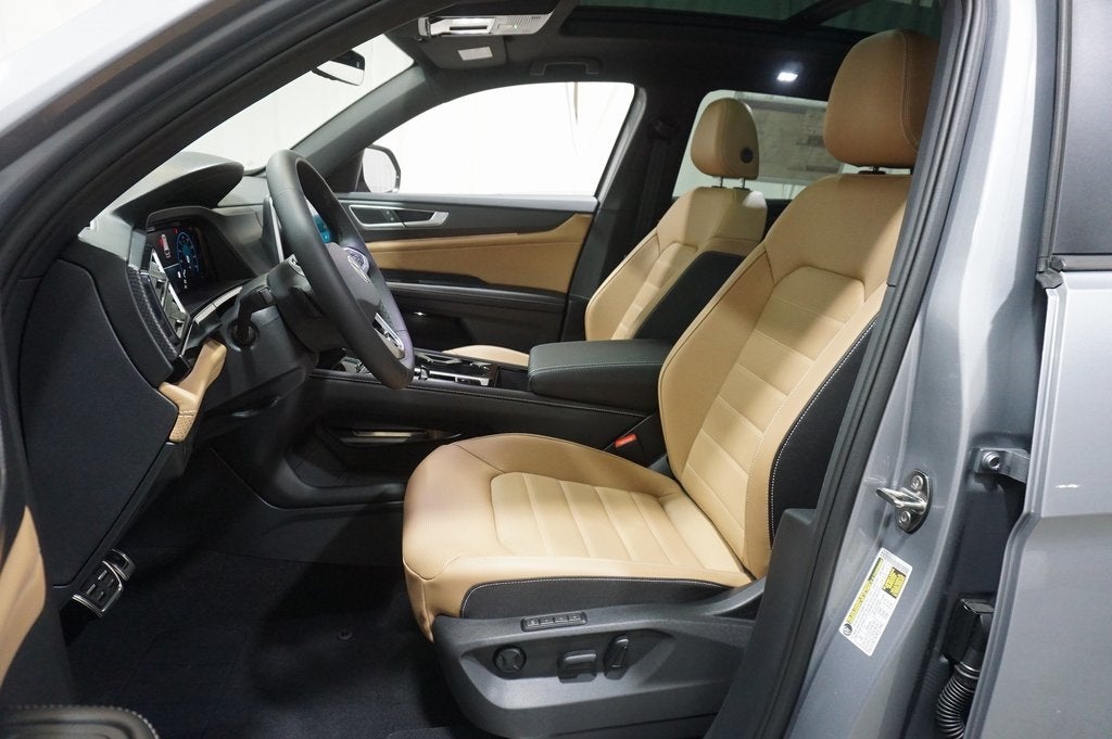 2026 Volkswagen Atlas Cross Sport 2.0T SEL R-Line Black