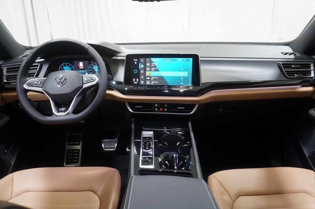 2026 Volkswagen Atlas Cross Sport 2.0T SEL R-Line Black