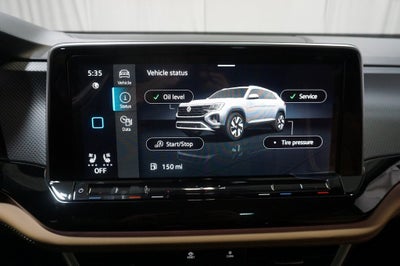 2026 Volkswagen Atlas Cross Sport 2.0T SEL R-Line Black