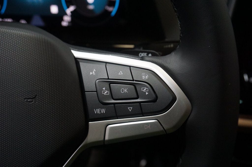 2026 Volkswagen Atlas Cross Sport 2.0T SEL R-Line Black