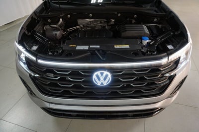 2026 Volkswagen Atlas Cross Sport 2.0T SEL R-Line Black