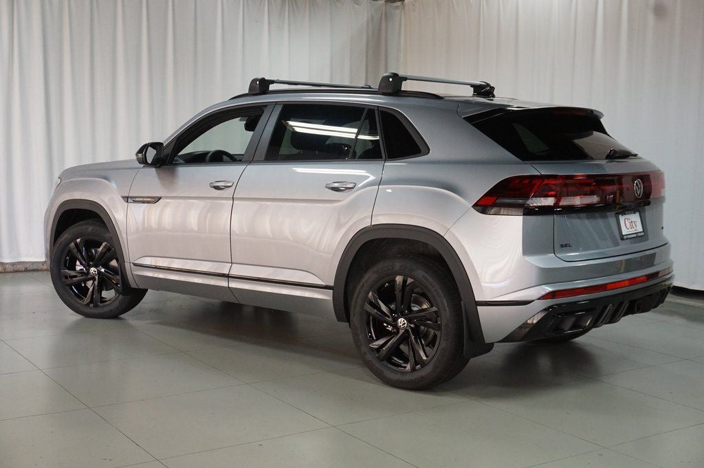 2026 Volkswagen Atlas Cross Sport 2.0T SEL R-Line Black