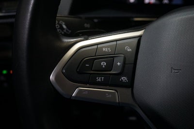 2024 Volkswagen Atlas Cross Sport 2.0T SEL R-Line