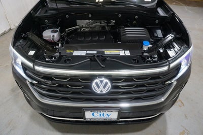 2024 Volkswagen Atlas Cross Sport 2.0T SEL R-Line