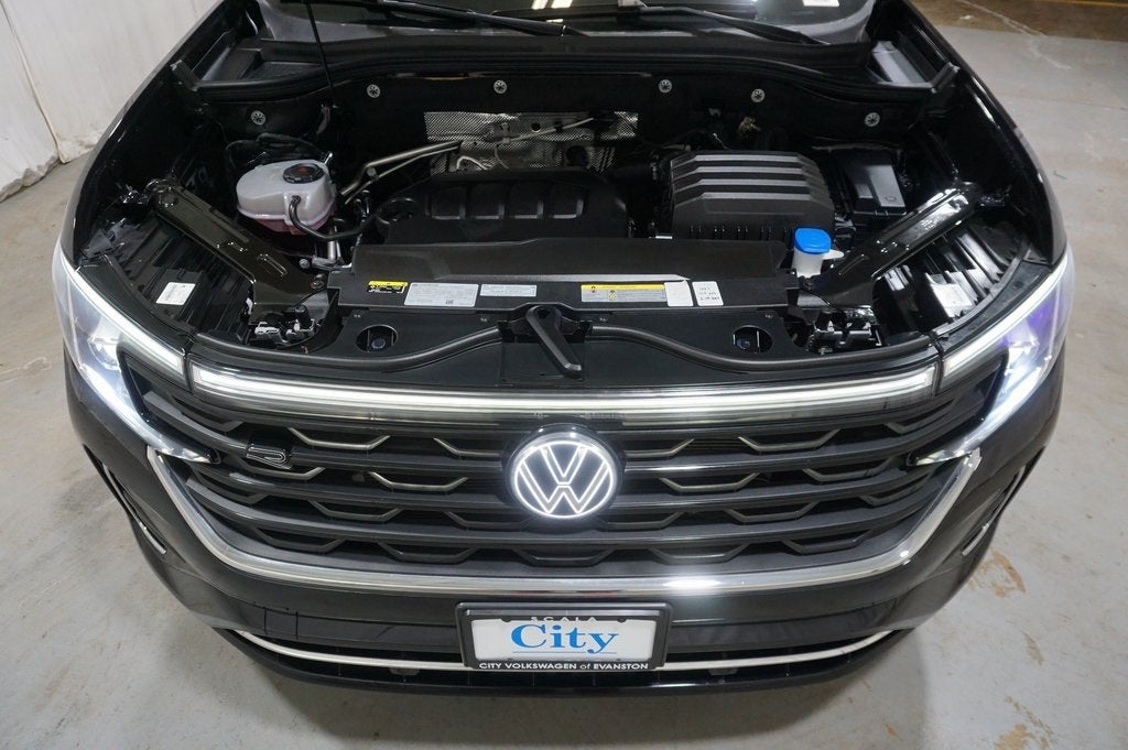 2024 Volkswagen Atlas Cross Sport 2.0T SEL R-Line