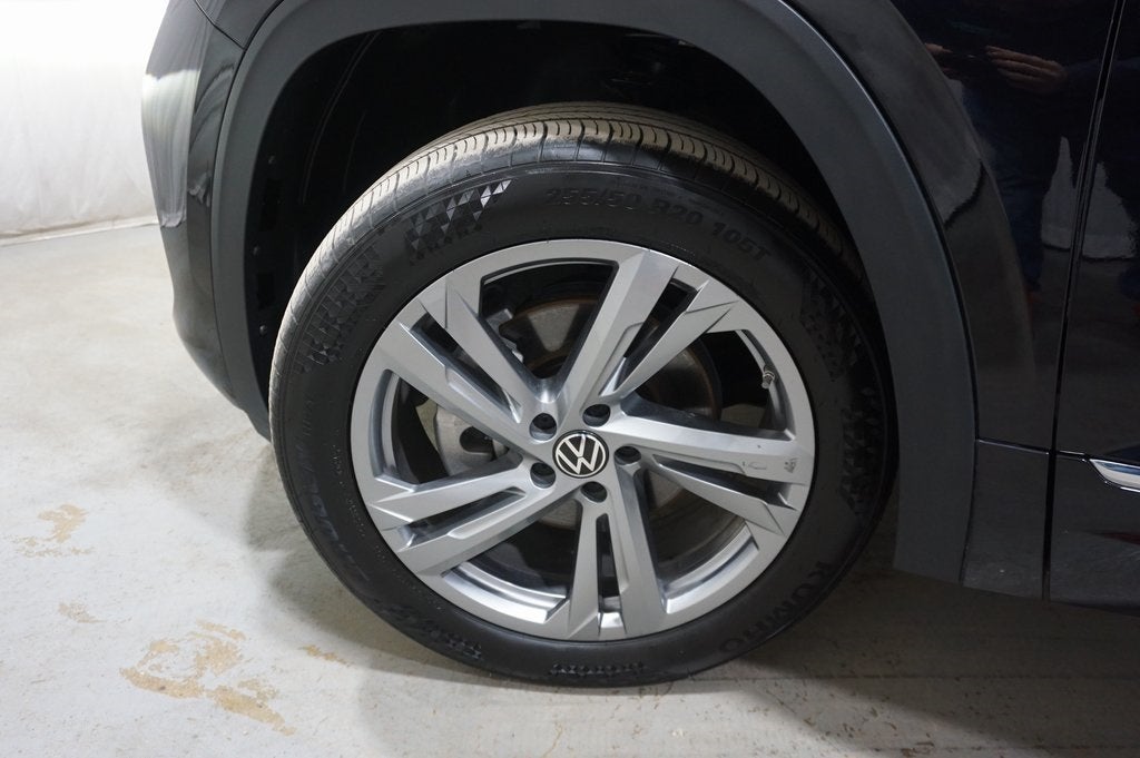 2024 Volkswagen Atlas Cross Sport 2.0T SEL R-Line