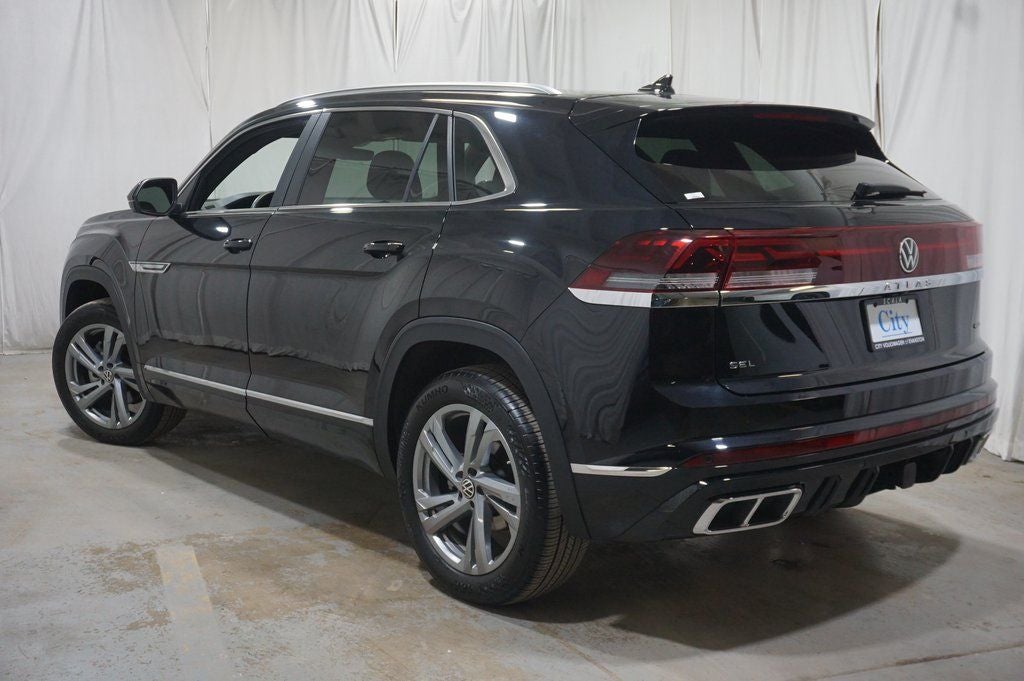 2024 Volkswagen Atlas Cross Sport 2.0T SEL R-Line