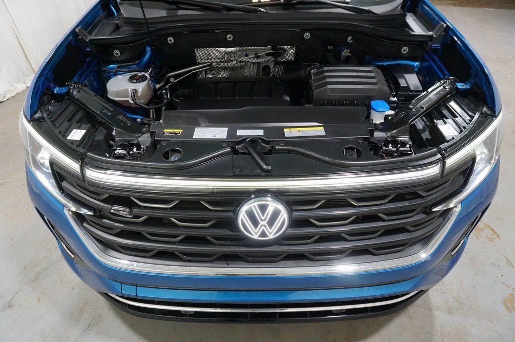 2024 Volkswagen Atlas Cross Sport 2.0T SEL R-Line