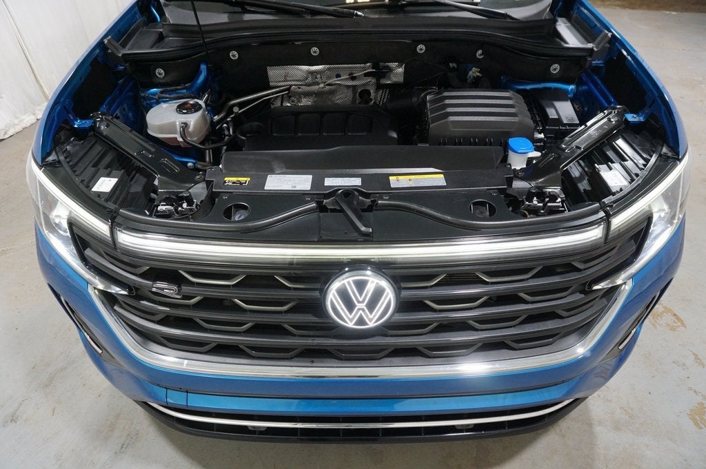 2024 Volkswagen Atlas Cross Sport 2.0T SEL R-Line