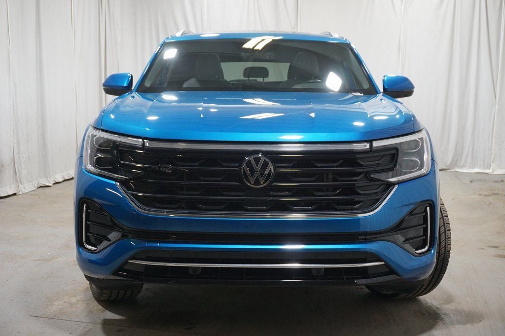 2024 Volkswagen Atlas Cross Sport 2.0T SEL R-Line