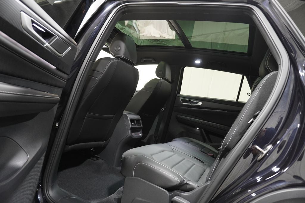 2026 Volkswagen Atlas Cross Sport 2.0T SEL