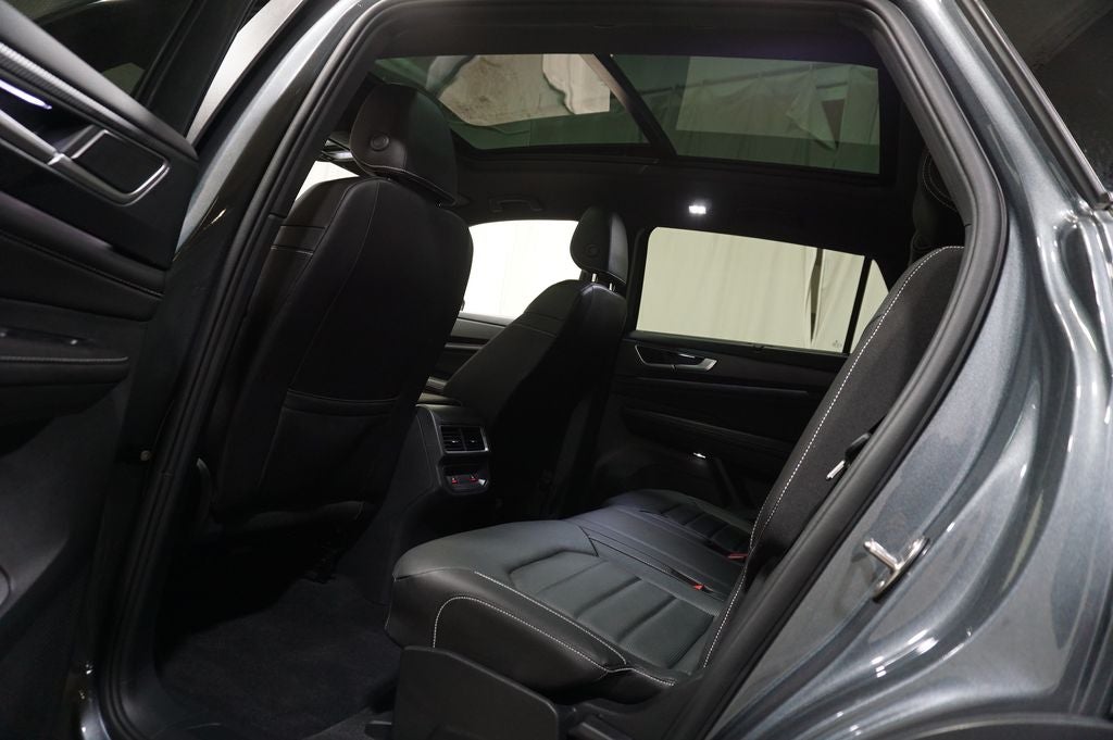 2025 Volkswagen Atlas Cross Sport 2.0T SEL