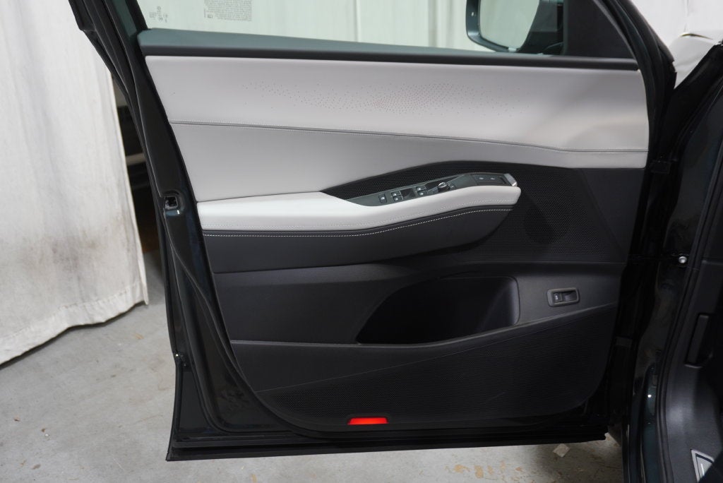 2027 Volkswagen Atlas SEL