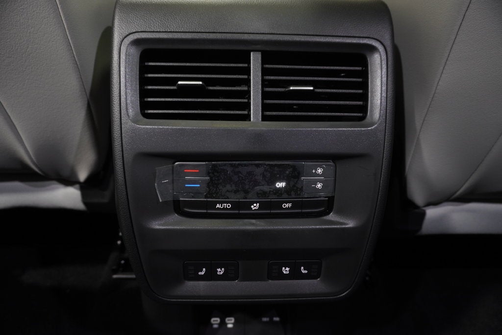 2027 Volkswagen Atlas SEL