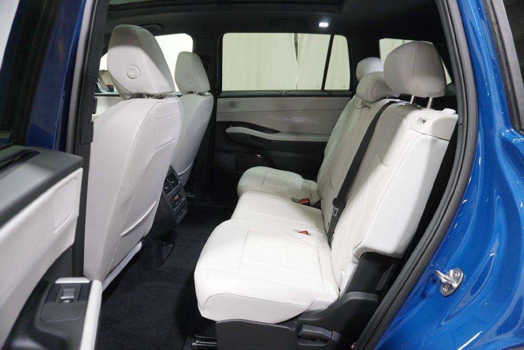 2027 Volkswagen Atlas SEL