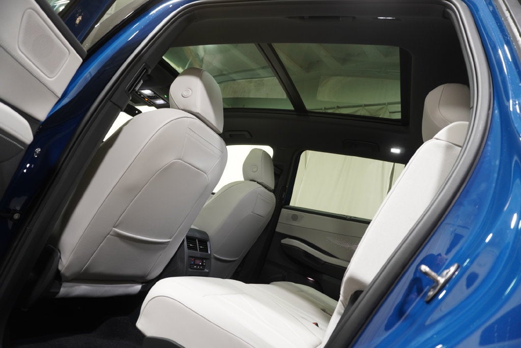 2027 Volkswagen Atlas SEL