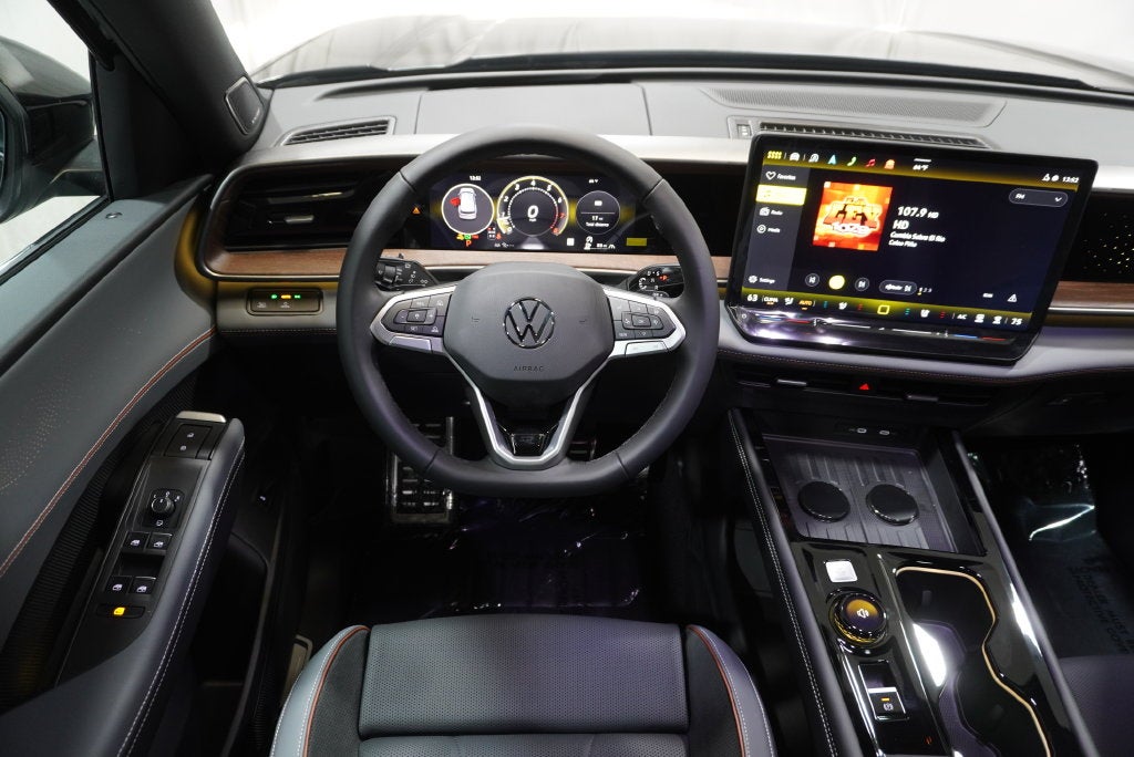 2027 Volkswagen Atlas SEL Premium R-Line