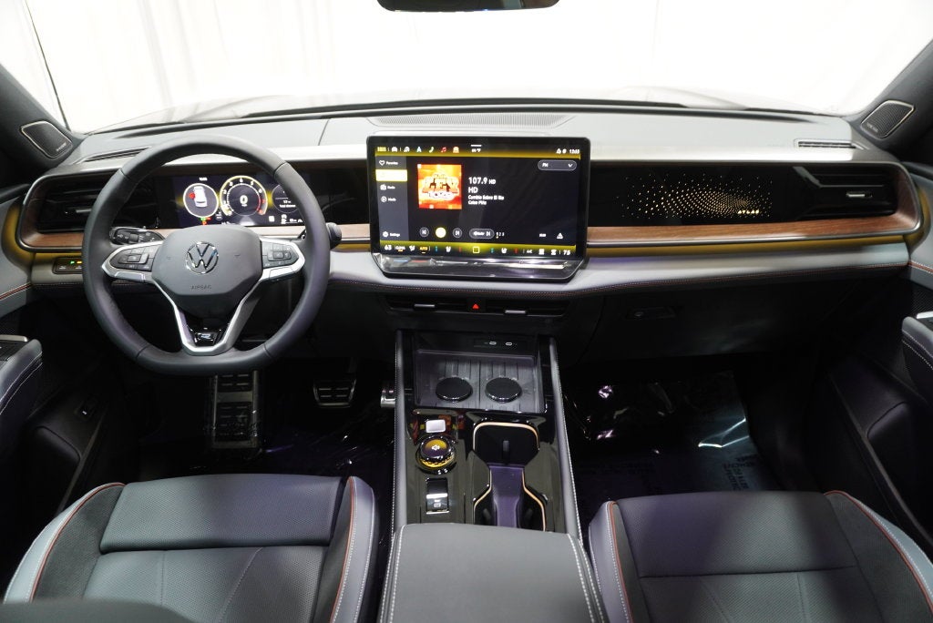 2027 Volkswagen Atlas SEL Premium R-Line