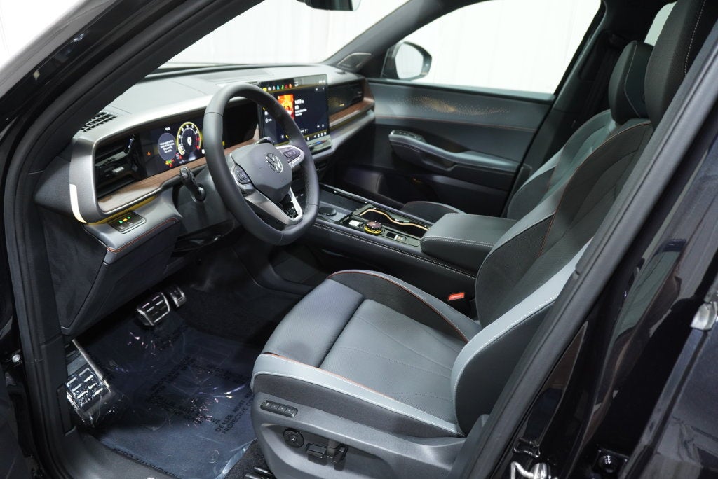 2027 Volkswagen Atlas SEL Premium R-Line