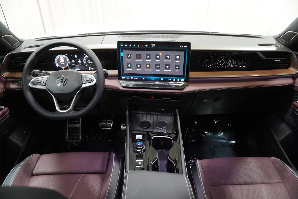2027 Volkswagen Atlas SEL Premium R-Line