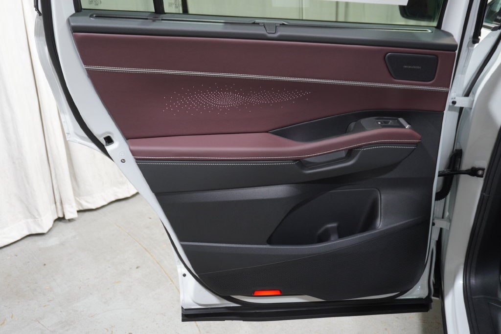 2027 Volkswagen Atlas SEL Premium R-Line