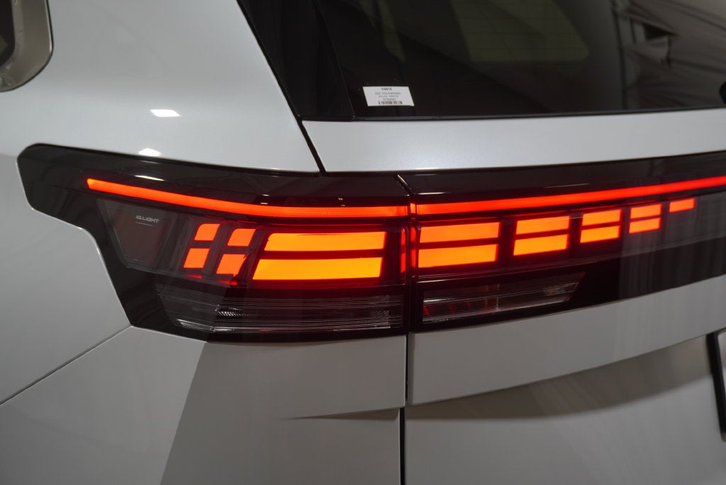 2027 Volkswagen Atlas SEL Premium R-Line