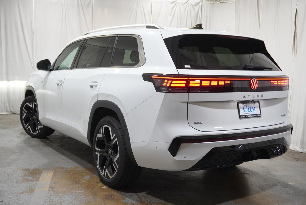 2027 Volkswagen Atlas SEL Premium R-Line