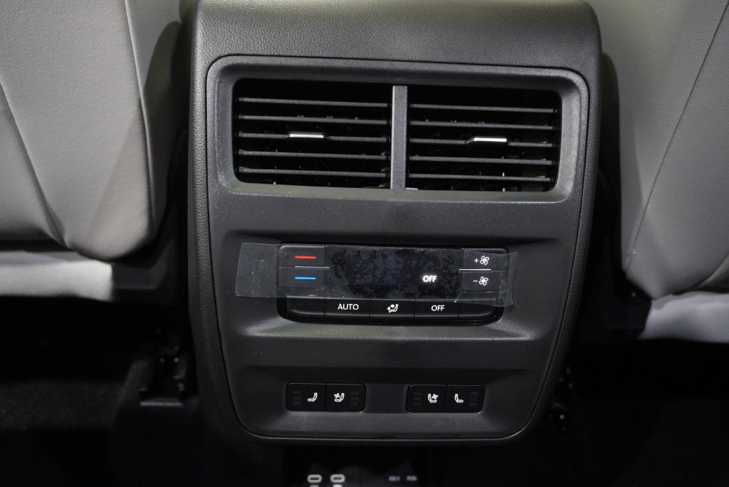 2027 Volkswagen Atlas SEL Premium R-Line