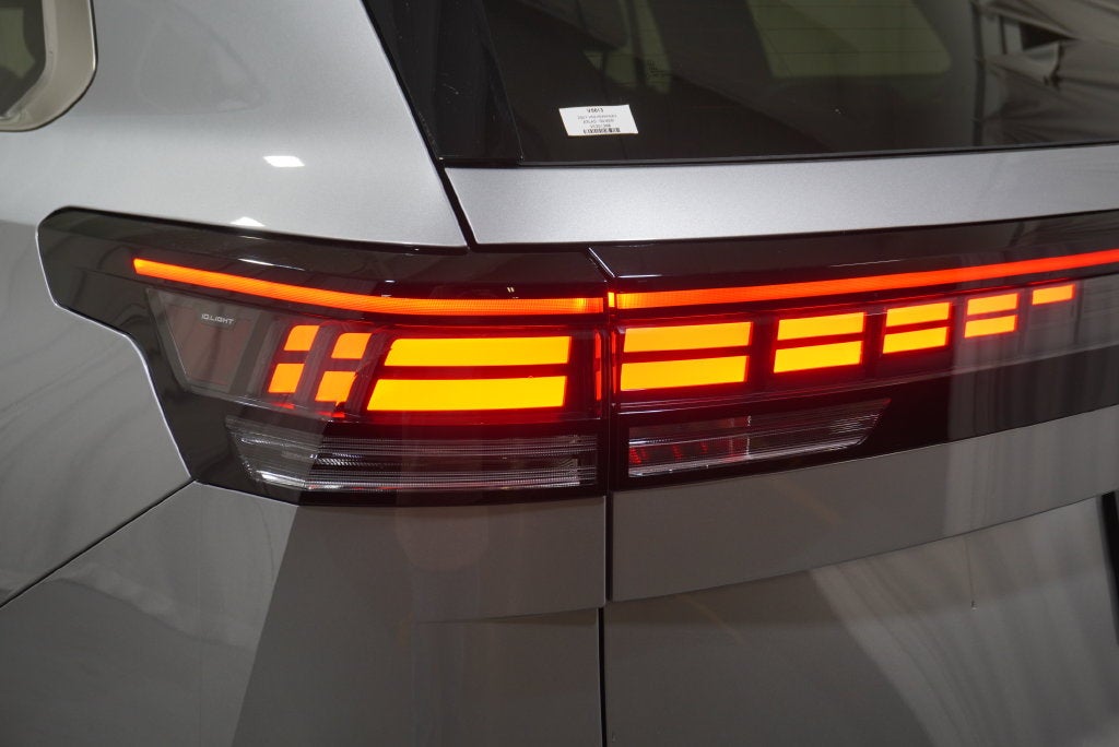 2027 Volkswagen Atlas SEL Premium R-Line