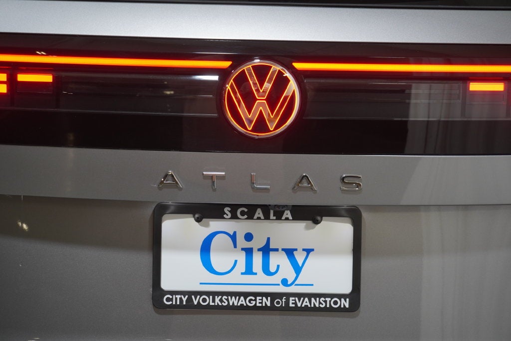 2027 Volkswagen Atlas SEL Premium R-Line