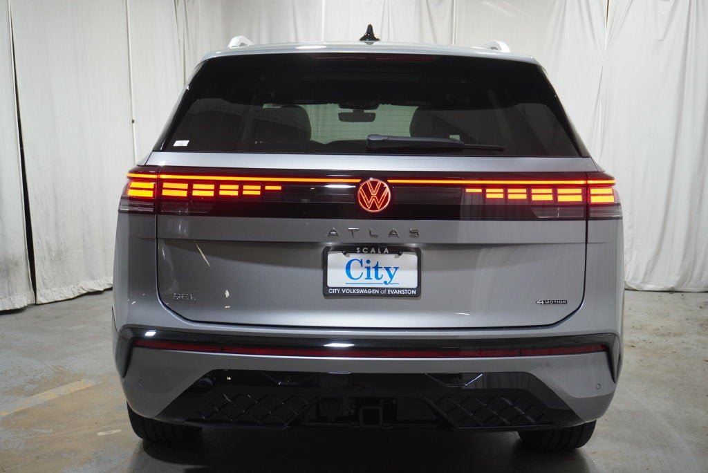 2027 Volkswagen Atlas SEL Premium R-Line