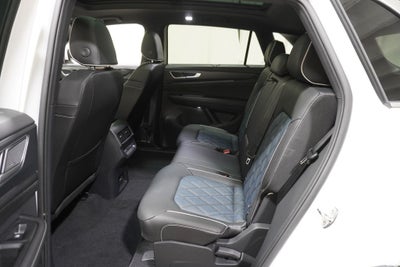 2026 Volkswagen Atlas Cross Sport SEL Premium R-Line
