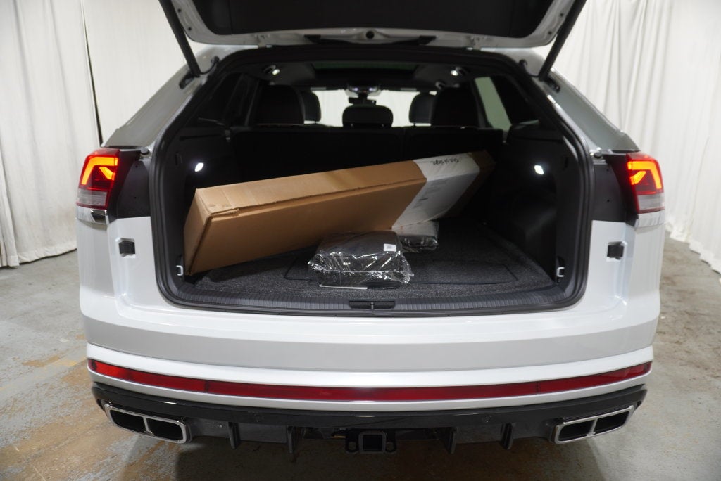 2026 Volkswagen Atlas Cross Sport SEL Premium R-Line