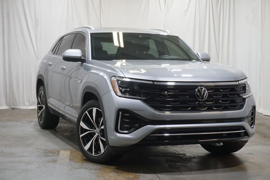2026 Volkswagen Atlas Cross Sport 2.0T SEL Premium R-Line