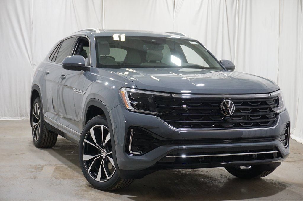 2026 Volkswagen Atlas Cross Sport 2.0T SEL Premium R-Line
