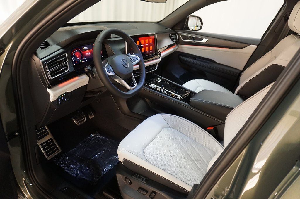 2026 Volkswagen Atlas Cross Sport 2.0T SEL Premium R-Line