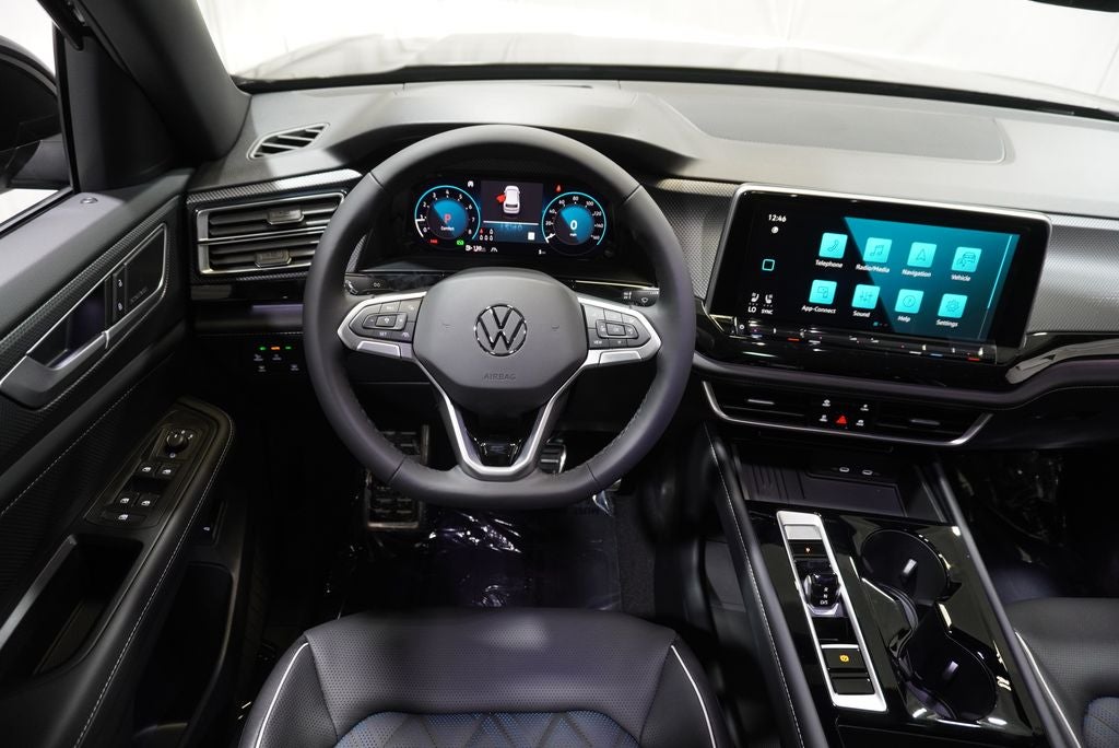 2026 Volkswagen Atlas Cross Sport SEL Premium R-Line
