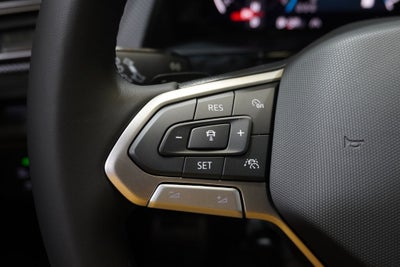 2026 Volkswagen Atlas Cross Sport SEL Premium R-Line