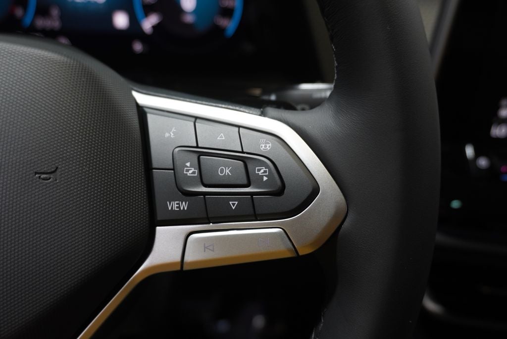 2026 Volkswagen Atlas Cross Sport SEL Premium R-Line