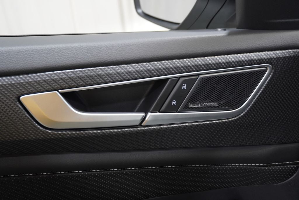 2026 Volkswagen Atlas Cross Sport SEL Premium R-Line
