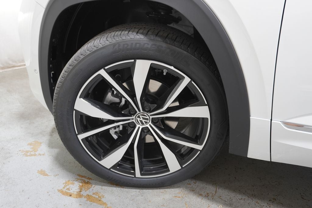 2026 Volkswagen Atlas Cross Sport SEL Premium R-Line