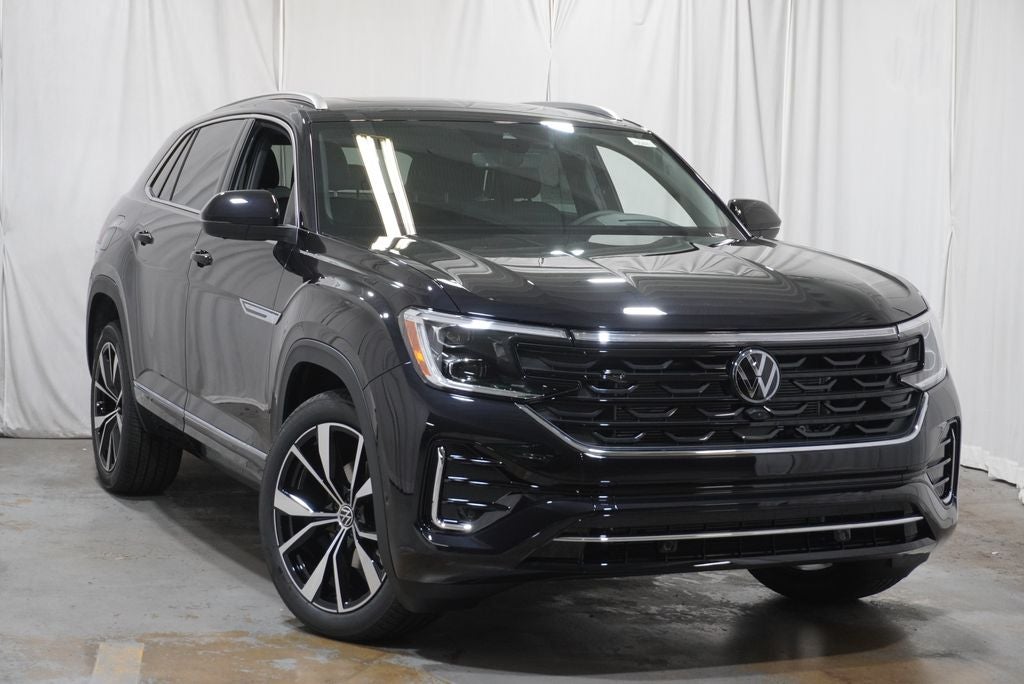 2026 Volkswagen Atlas Cross Sport 2.0T SEL Premium R-Line