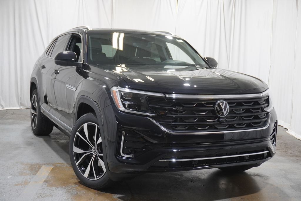 2026 Volkswagen Atlas Cross Sport SEL Premium R-Line